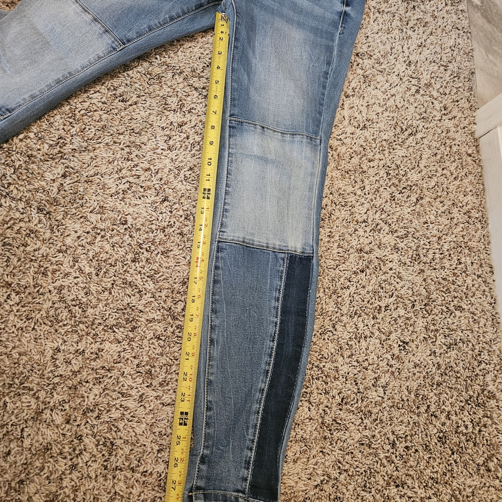 New York & Company Women's Patchwork Skinny Jeans - Picture 10 of 10